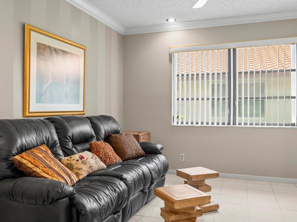 6067 Kings Gate Circle, Delray Beach FL 33484