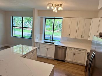 5800 Coach House Circle