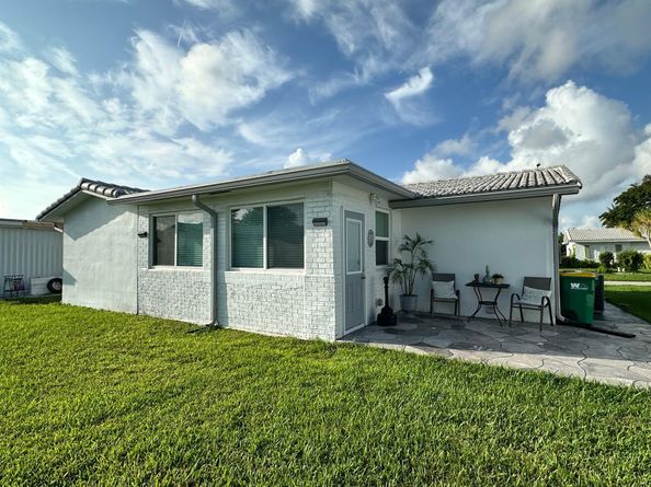 8105 NW 59th St, Tamarac FL 33321