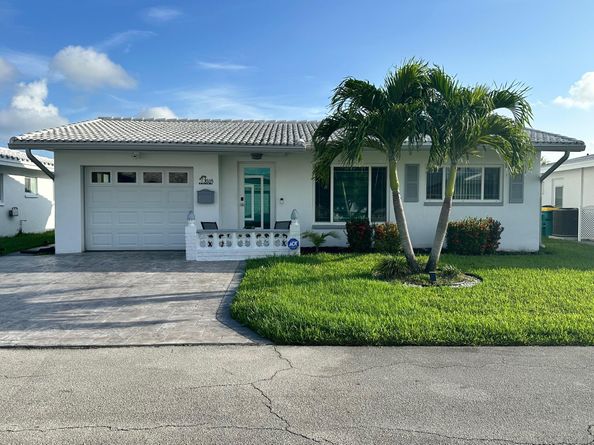 8105 NW 59th St, Tamarac FL 33321