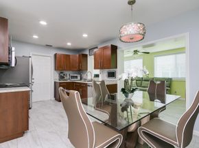 8105 NW 59th St, Tamarac FL 33321