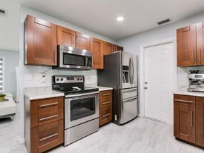 8105 NW 59th St, Tamarac FL 33321