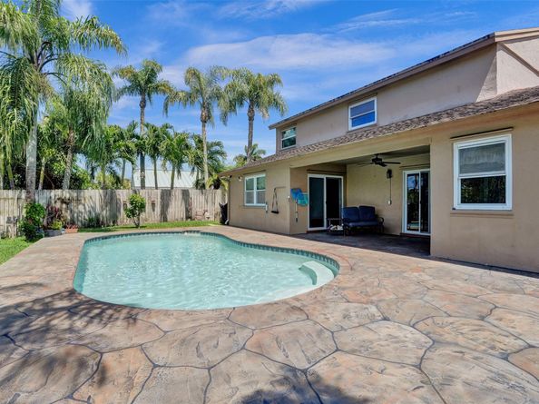 1325 SW 151st Way, Sunrise FL 33326