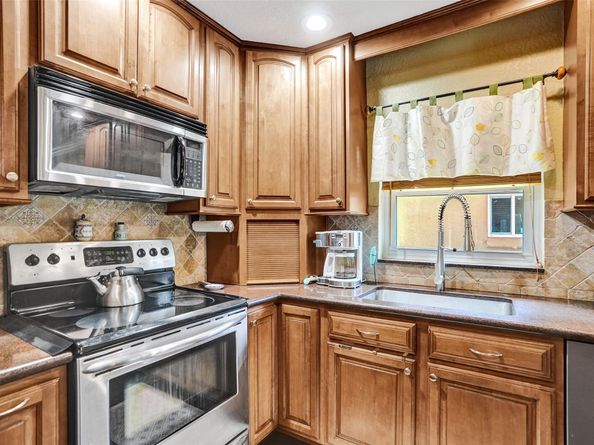 1325 SW 151st Way, Sunrise FL 33326