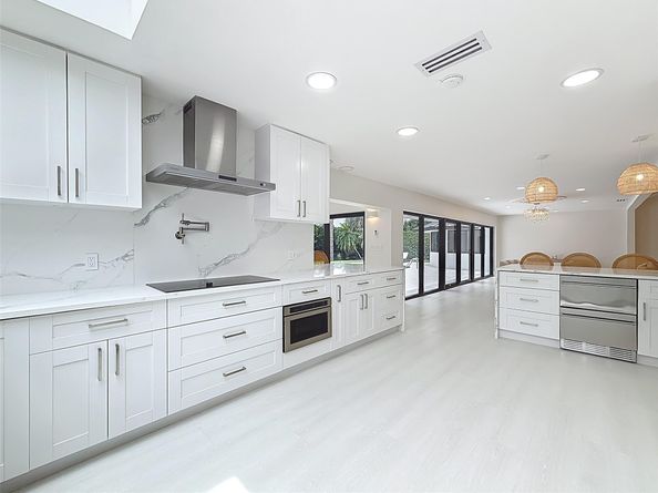 5100 Pineview Cir, Delray Beach FL 33445