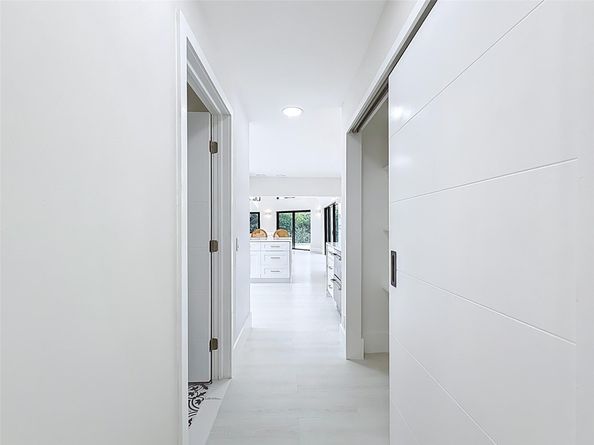 5100 Pineview Cir, Delray Beach FL 33445