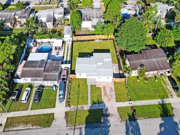 5231 NE 19th Ter, Pompano Beach FL 33064