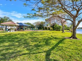1126 SW 44th Ave 1126, Deerfield Beach FL 33442