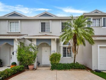 1126 SW 44th Ave