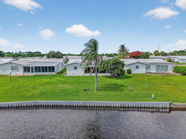 1704 SW 16th Street, Boynton Beach FL 33426
