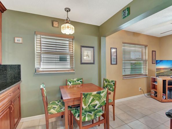 1704 SW 16th Street, Boynton Beach FL 33426