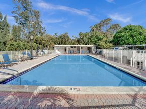 1115 SE 14th Pl 19C, Fort Lauderdale FL 33316