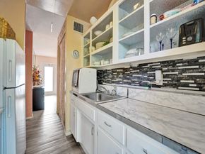 1115 SE 14th Pl 19C, Fort Lauderdale FL 33316
