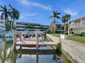 1115 SE 14th Pl 19C, Fort Lauderdale FL 33316