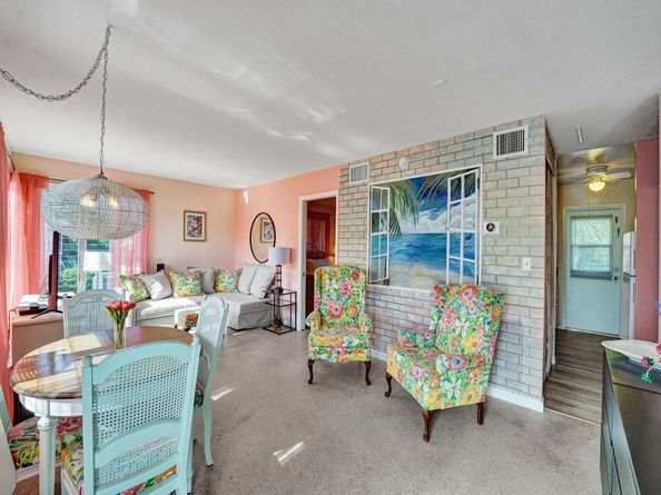 1115 SE 14th Pl 19C, Fort Lauderdale FL 33316