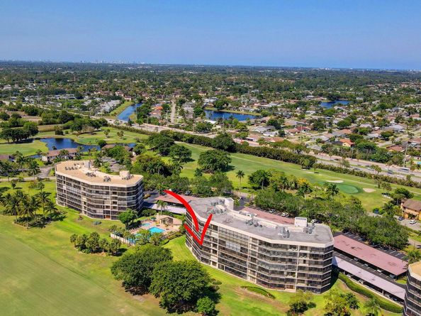 5279 Fountains Drive S 304, Lake Worth FL 33467