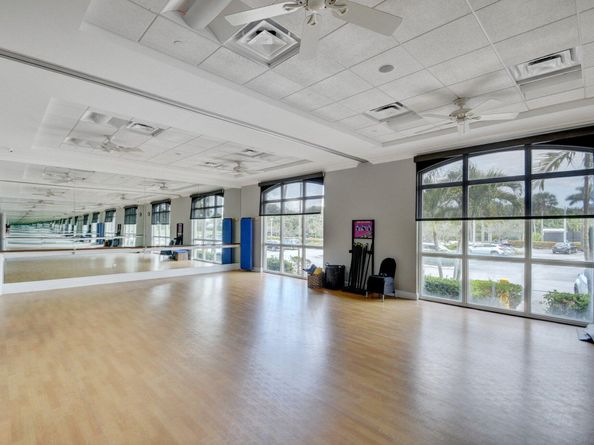 5279 Fountains Drive S 304, Lake Worth FL 33467