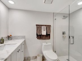 5279 Fountains Drive S 304, Lake Worth FL 33467