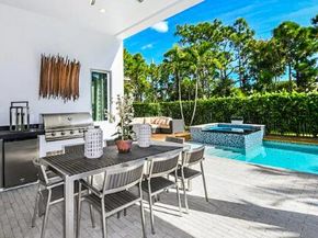 1050 Faulkner Terrace, Palm Beach Gardens FL 33418