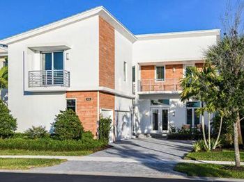 1050 Faulkner Terrace