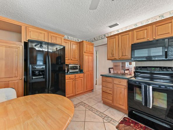 634 Hummingbird Lane, Delray Beach FL 33445