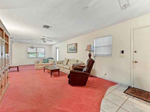 634 Hummingbird Lane, Delray Beach FL 33445