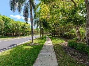 1534 Running Oak Lane, Royal Palm Beach FL 33411