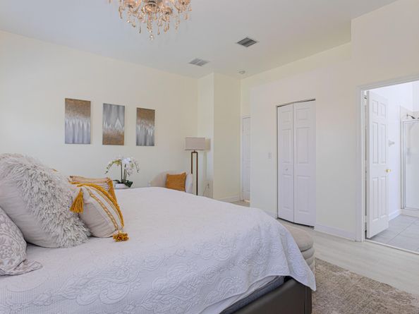 1534 Running Oak Lane, Royal Palm Beach FL 33411