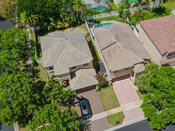 1534 Running Oak Lane, Royal Palm Beach FL 33411