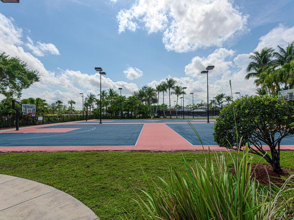 1534 Running Oak Lane, Royal Palm Beach FL 33411