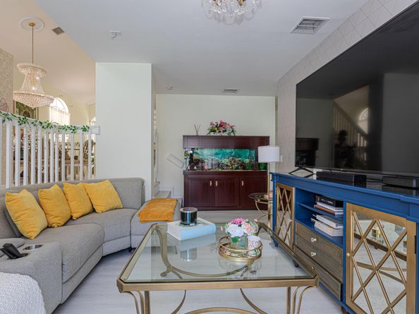 1534 Running Oak Lane, Royal Palm Beach FL 33411