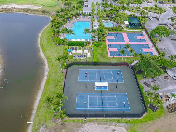 1534 Running Oak Lane, Royal Palm Beach FL 33411