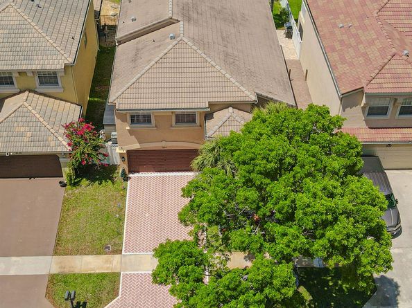 1534 Running Oak Lane, Royal Palm Beach FL 33411