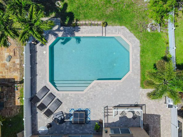 1534 Running Oak Lane, Royal Palm Beach FL 33411