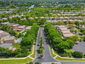 1534 Running Oak Lane, Royal Palm Beach FL 33411