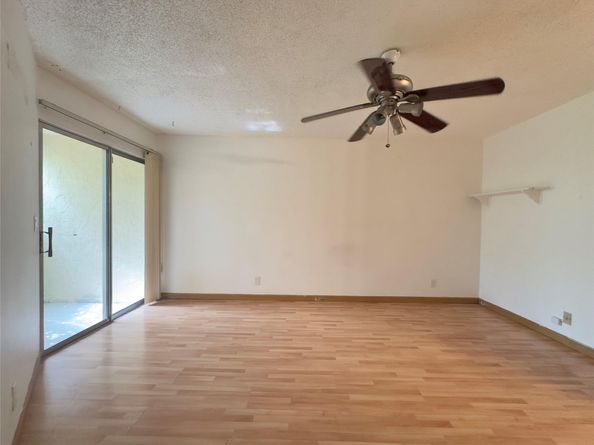 3035 Coral Ridge Dr 3035, Coral Springs FL 33065