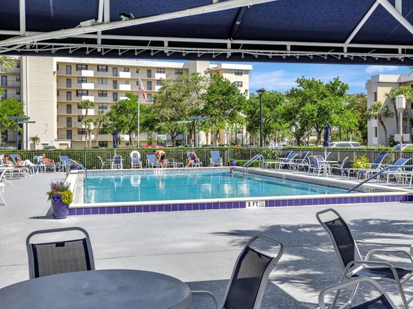 2430 Deer Creek Country Club Boulevard 4012, Deerfield Beach FL 33442