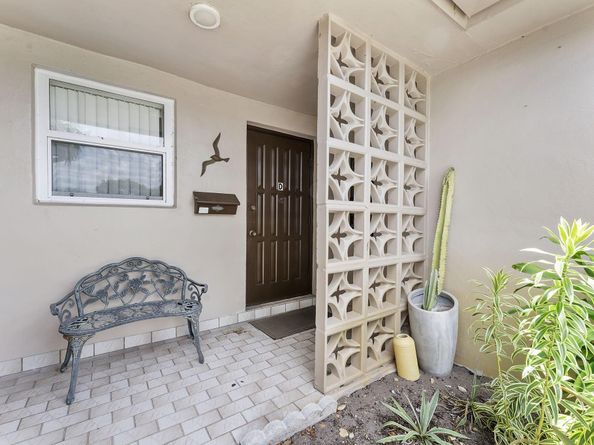 1347 NE High Point Way Way NE D, Delray Beach FL 33445