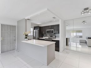 1347 NE High Point Way Way NE D, Delray Beach FL 33445