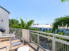 365 SE 6th Avenue 404, Delray Beach FL 33483