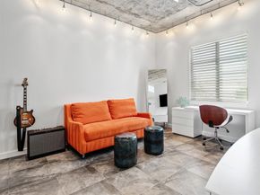 365 SE 6th Avenue 404, Delray Beach FL 33483