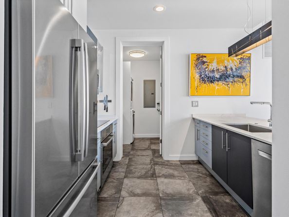 365 SE 6th Avenue 404, Delray Beach FL 33483
