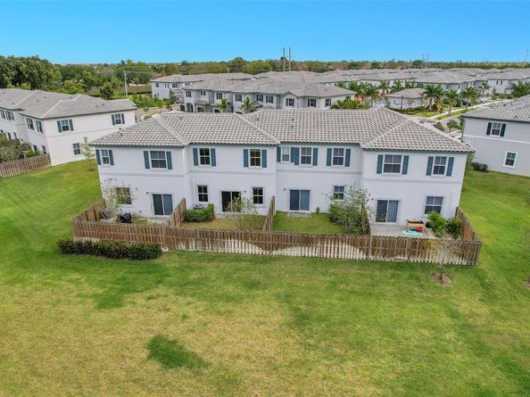 4614 NW 120th Way 4614, Coral Springs FL 33076