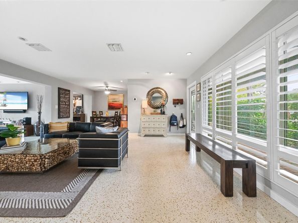 2000 NE 26th Dr, Wilton Manors FL 33306