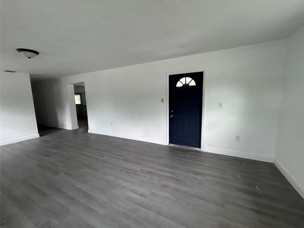 1835 NW 122nd St, Miami FL 33167