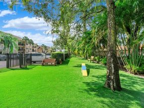 8851 Wiles Rd 108, Coral Springs FL 33067