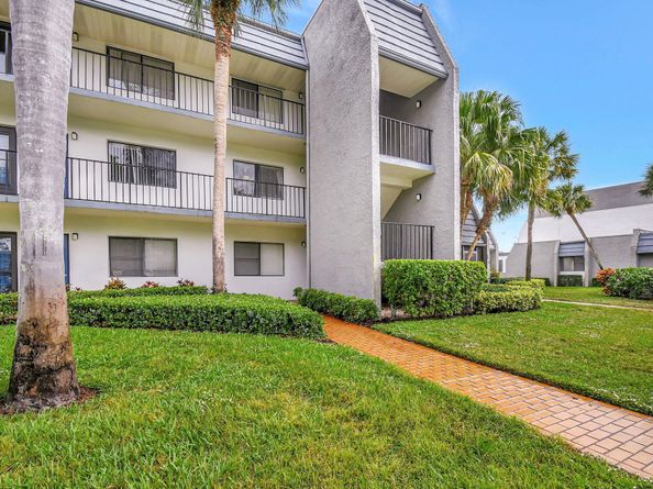 4822 Esedra Court  #208, Lake Worth FL 33467