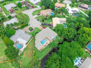 8608 NW 26th Ct, Coral Springs FL 33065
