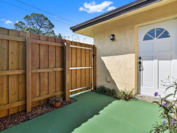 3450 - 3460 NE 13th Ave, Oakland Park FL 33334