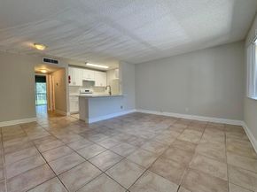 1830 W Meadows Circle 1830, Boynton Beach FL 33436